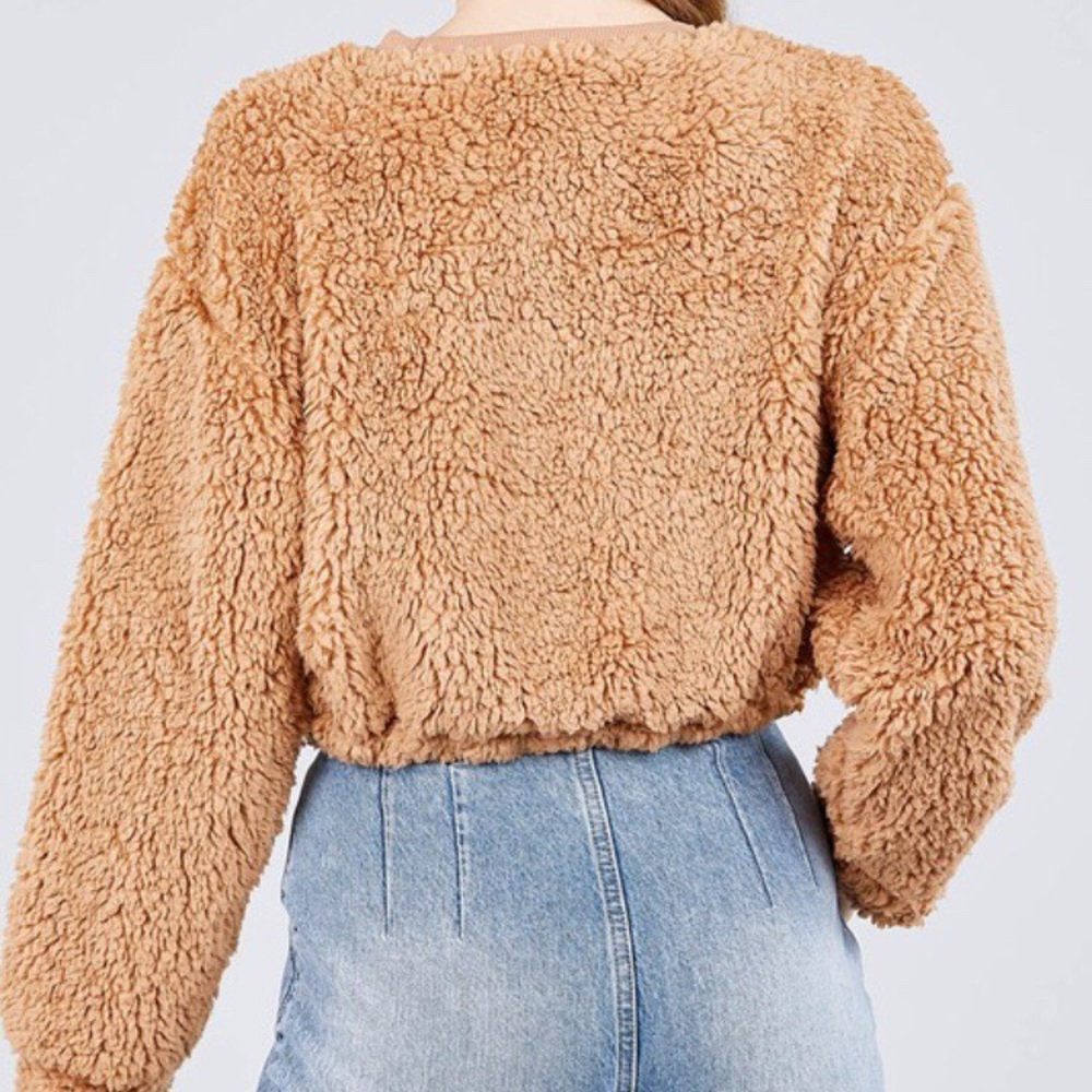 Pull Over Sweater Faux Fur - Picture 2 of 3
